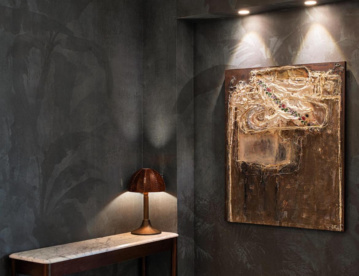 The Artisan Hotel Istanbul - Mgallery Collection Exteriér fotografie A wall with a decorative finish