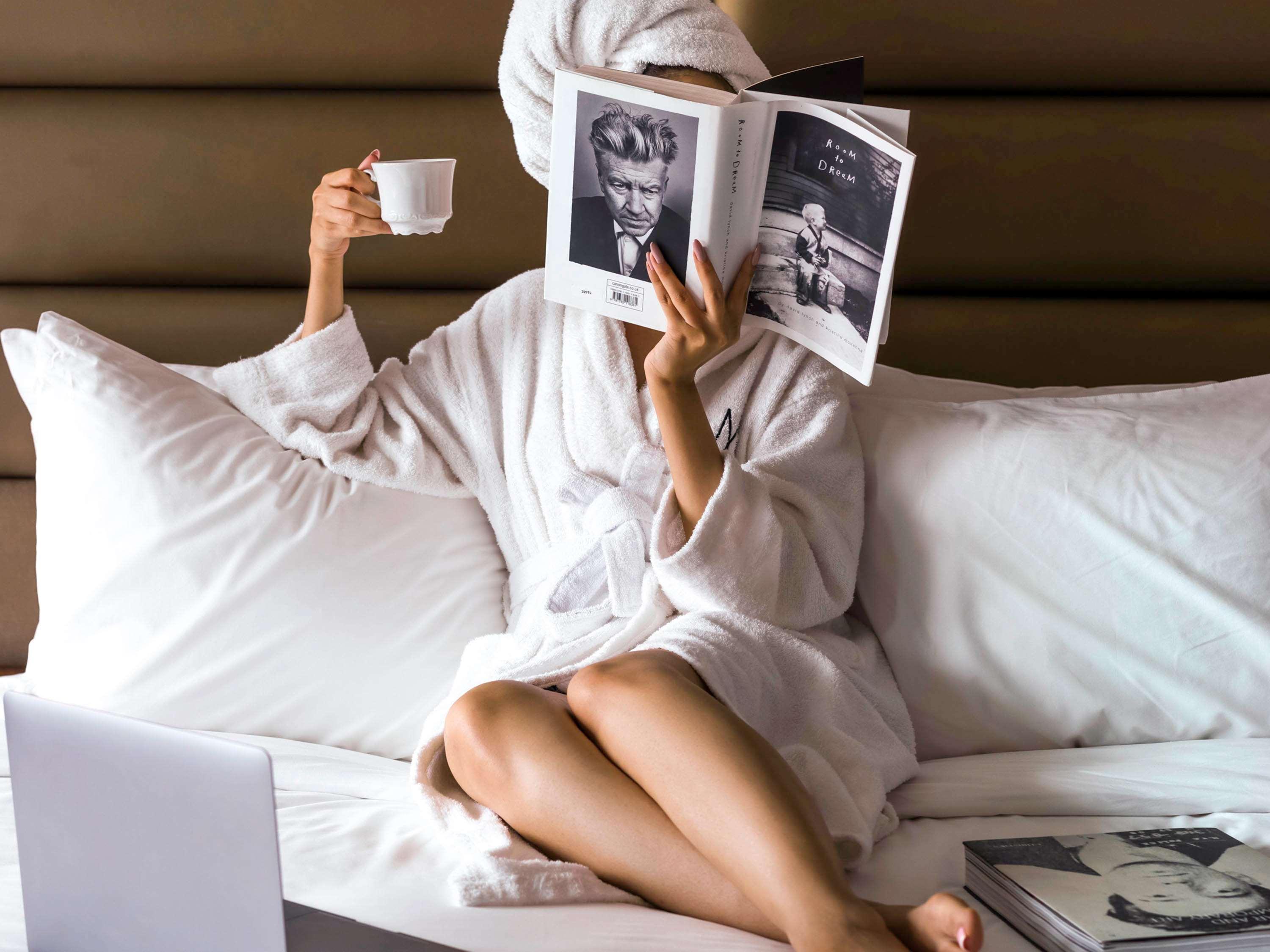 The Artisan Hotel Istanbul - Mgallery Collection Exteriér fotografie A woman wearing a bathrobe
