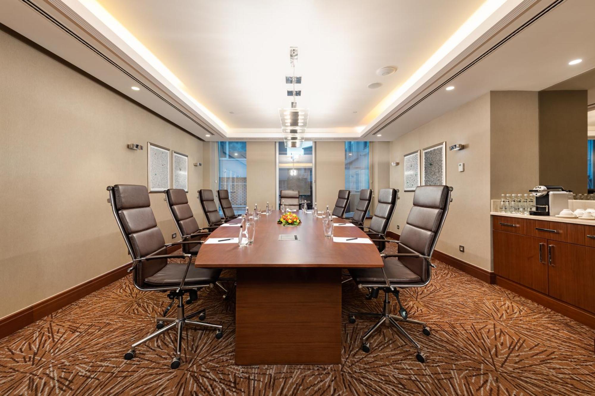 The Artisan Hotel Istanbul - Mgallery Collection Exteriér fotografie Boardroom at the hotel
